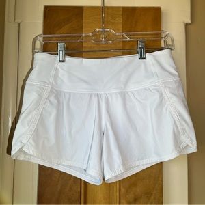 Lululemon Shorts White Size 4